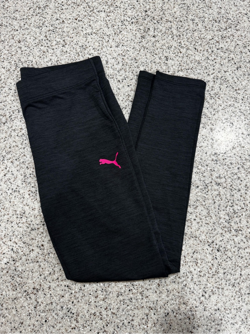 Girls Puma leggings